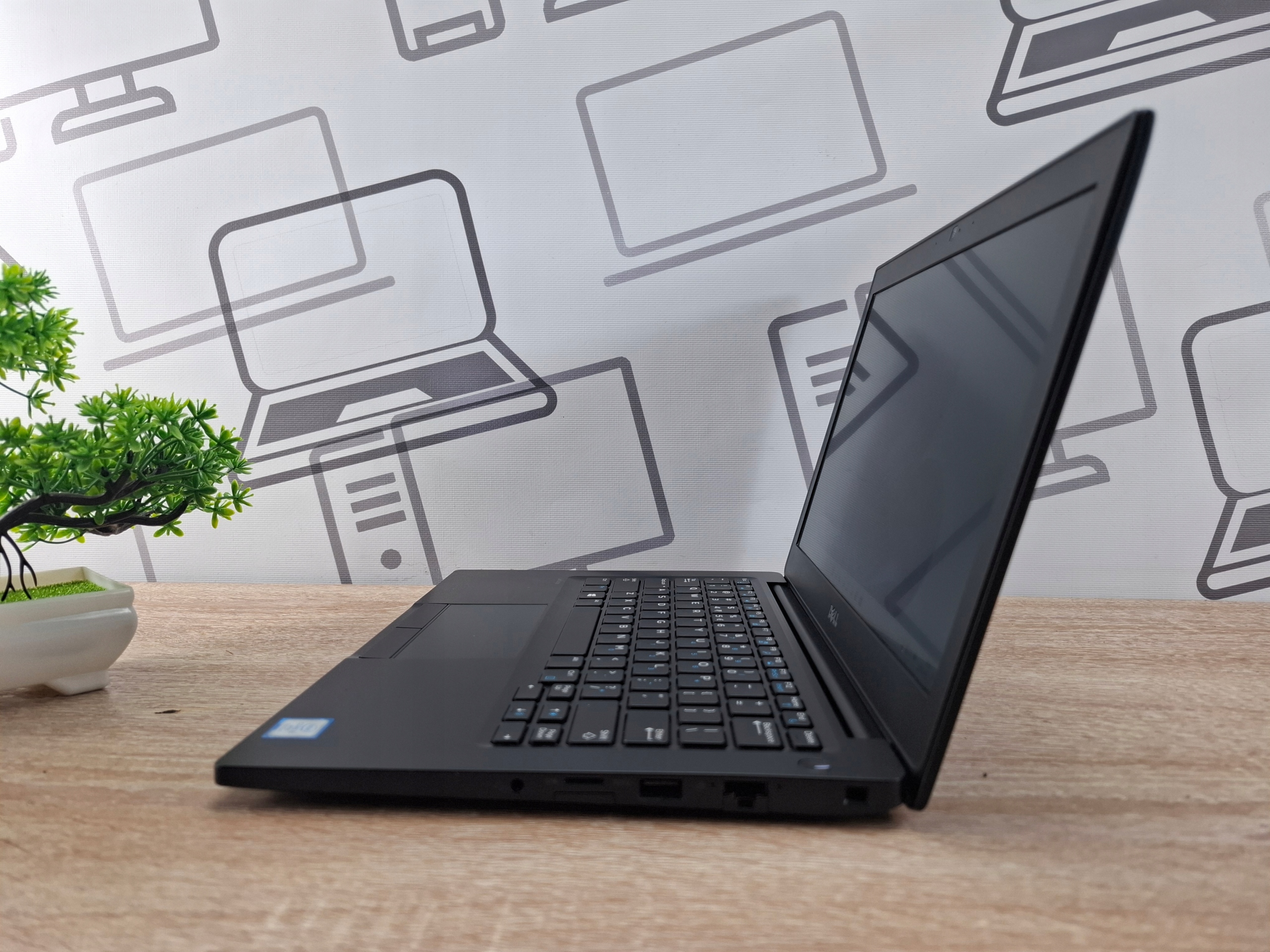 Mažas „Dell Latitude 7280“ ultrabookas i5-7300U 8 GB 128 GB SSD WIN11 - Image 5