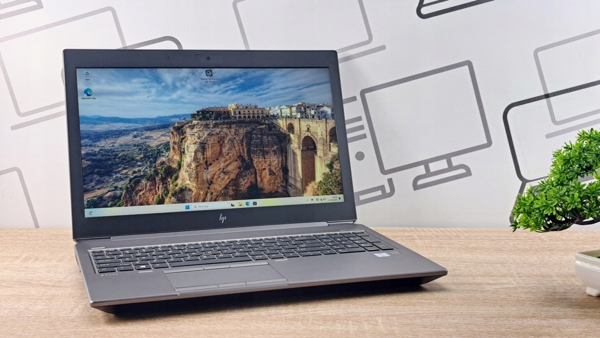 HP Zbook 15 G6 grafikos nešiojamas kompiuteris I7-9750H 32 GB 512 GB SSD FHD QUADRO WIN10 - Image 3