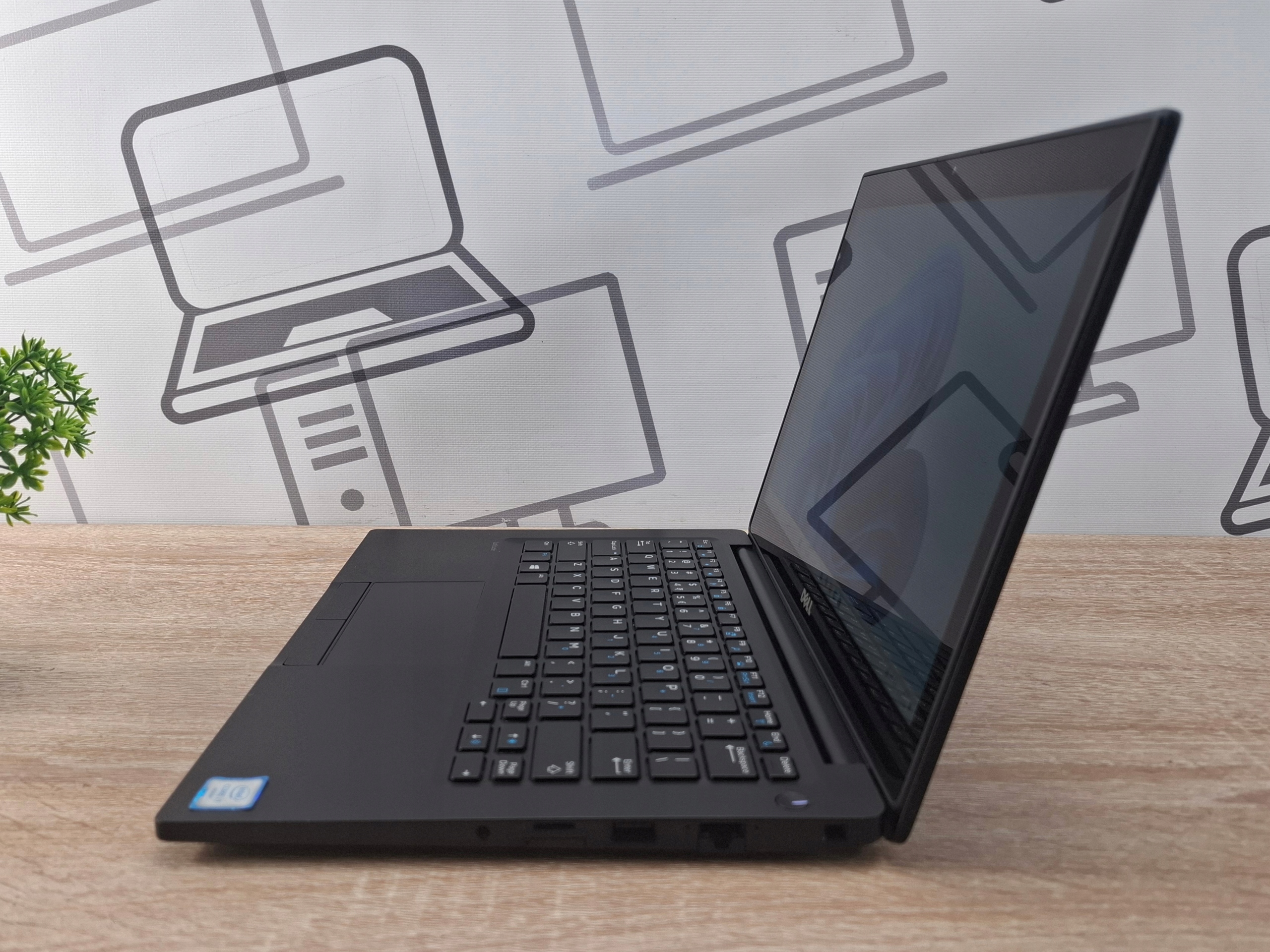 Mažas „Dell Latitude 7280“ ultrabookas i7-6600U 8 GB 1 TB SSD WIN11 - Image 7