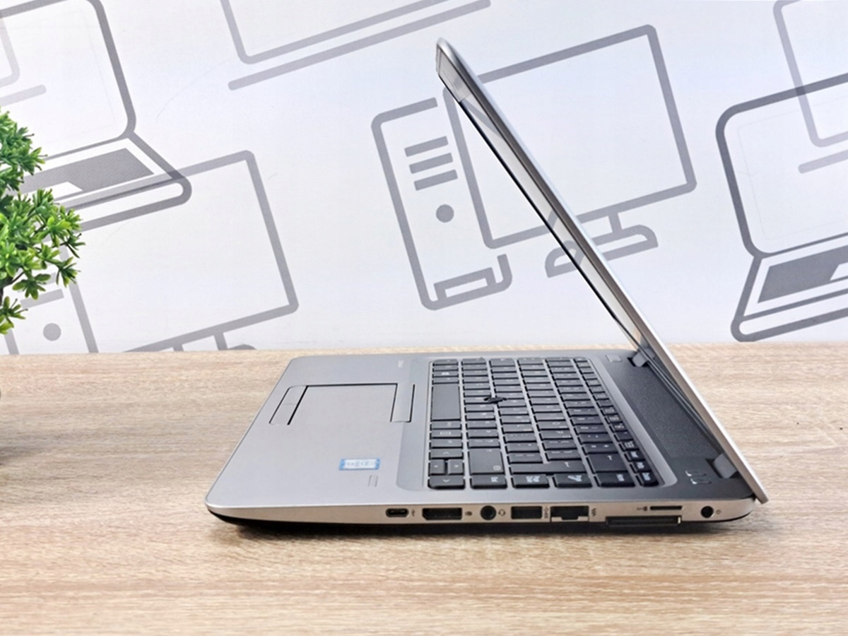 HP Elitebook 840 G3 i5-6300 16 GB 1 TB SSD WIN10 - Image 6