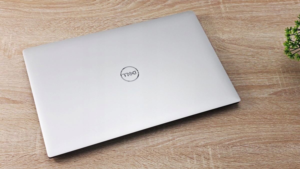 „Dell Precision 5530“ i7-8850H 32 GB 1 TB SSD NVMe FHD NVIDIA WIN11 - Image 4