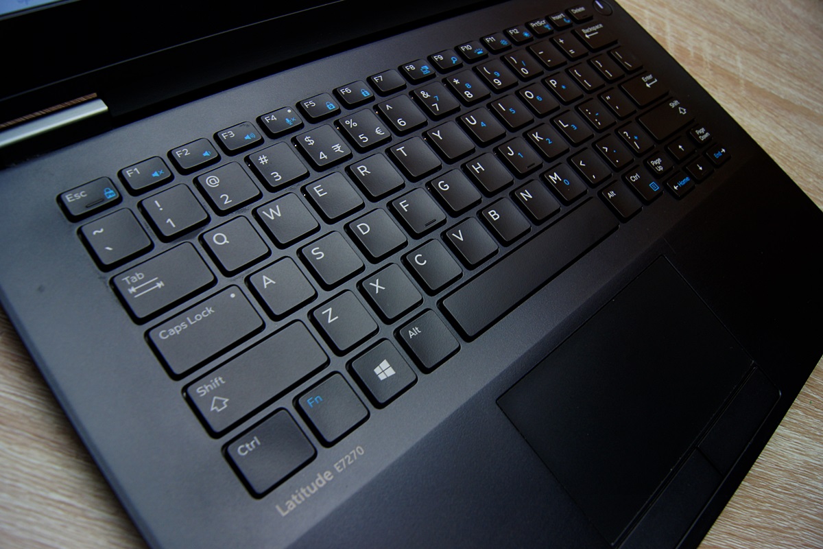 DELL Ultrabook E7270 i5 16 GB 128 SSD HDMI WIN10 - Image 13