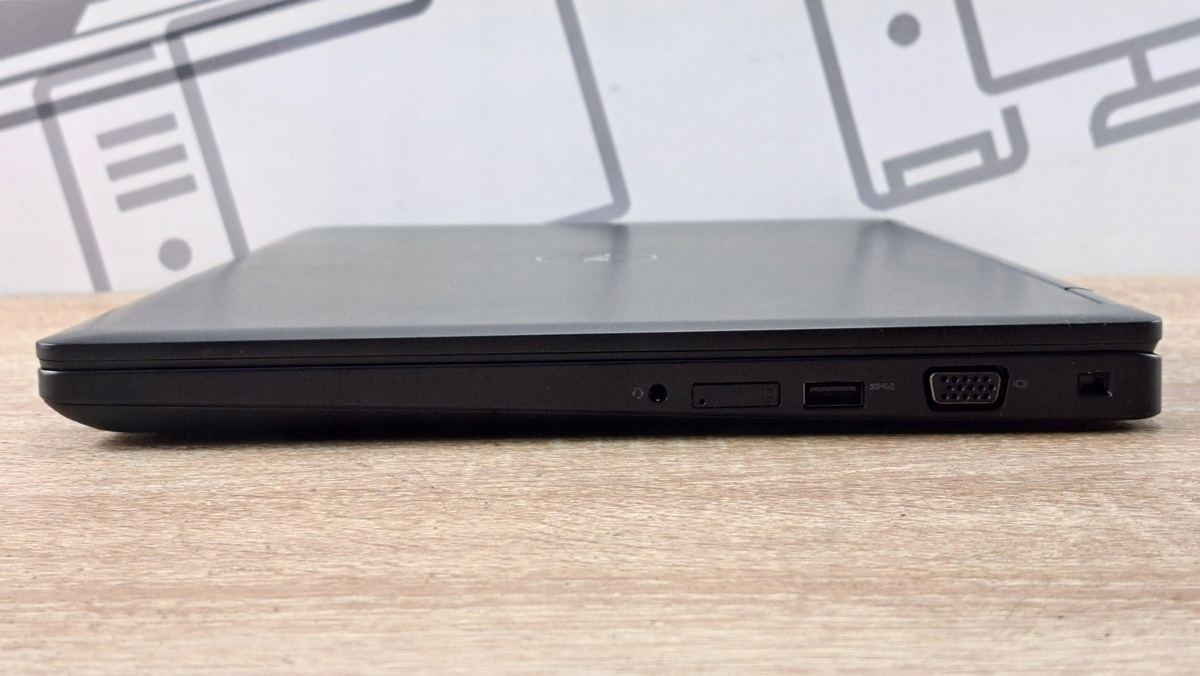 „Dell Latitude 5590“ ultrabookas i5 8-osios kartos QUAD 64 GB 2 TB SSD NVMe 15,6 colių FHD W10 - Image 6